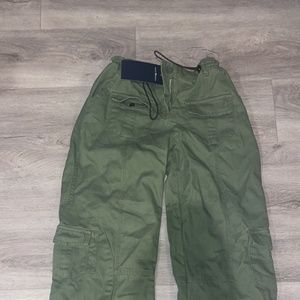 Brandy Melville Green Kim Cargos New With Tags- Never worn